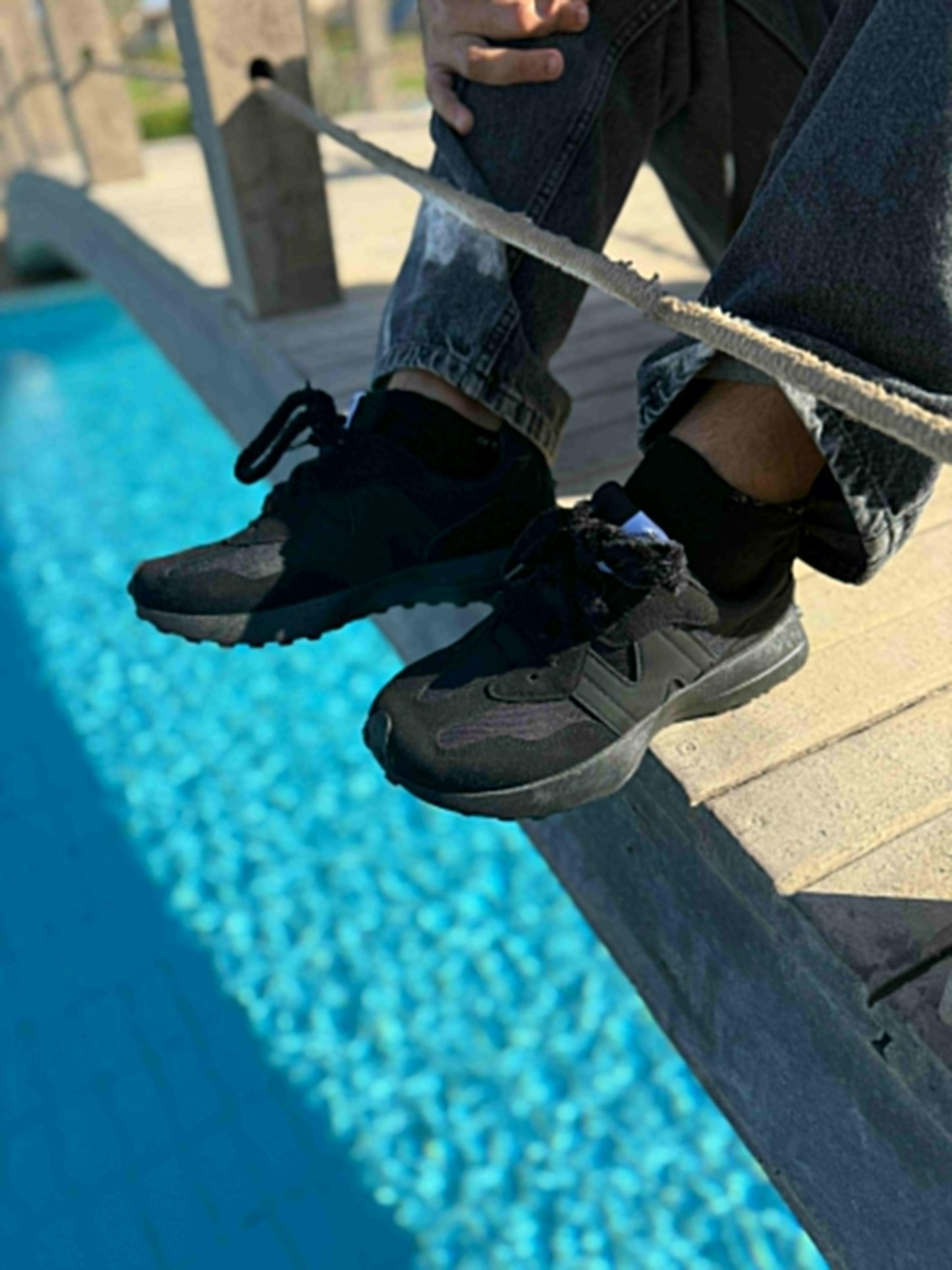 New Balance Black Moon Beam